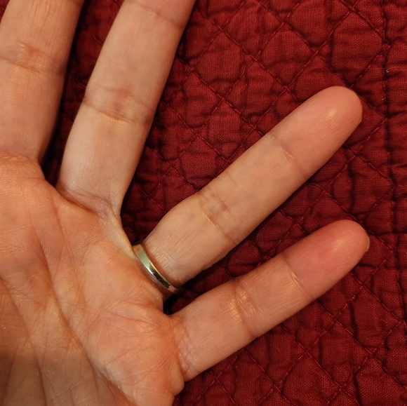 Lady Remington Silver Tone and 3 Clear Crystal Stones Ring Size 7 - Picture 5 of 7